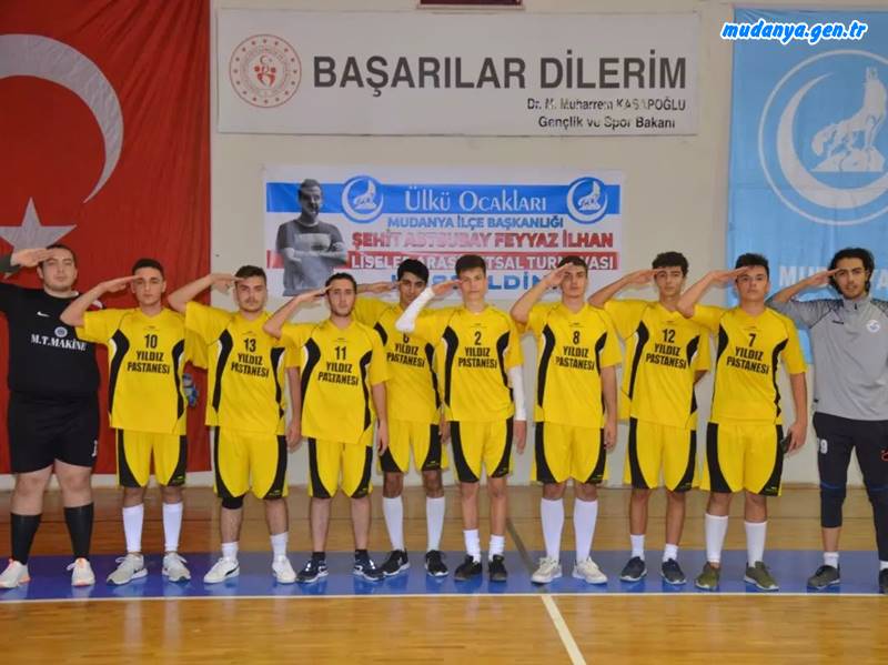 Mudanya Ülkü Ocağı'nın ilçe Spor Salonunda düzenlediği Şehit Astsubay Feyyaz İlhan liseler arası futsal turnuvası şampiyonu Ahmet Rüştü Anadolu Lisesi  oldu. Yarı final maçlarının ardından 3.lük-4.lük maçında Mesleki ve Teknik Anadolu Lisesi-Sami Evkuran Anadolu Lisesi’ni son dakika golü ile 3-2 mağlup etmeyi başardı.Final müsabakasında ise Ahmet Rüştü Anadolu Lisesi-Dörtçelik Anadolu ve Teknik Lisesi’ni 10-1 mağlup ederek şampiyonluk kupasını kaldırdı.