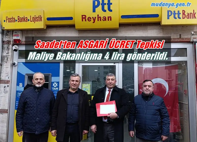 Saadet Partisi Bursa İl Başkanı Ali Osman Karahan, 15 Temmuz demokrasi Meydanında asgari ücret değil insani ücret diyerek emekçinin yanında olduğunu belirterek basın açıklaması gerçekleştirdi. 